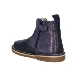 748899-10MAELIO COW