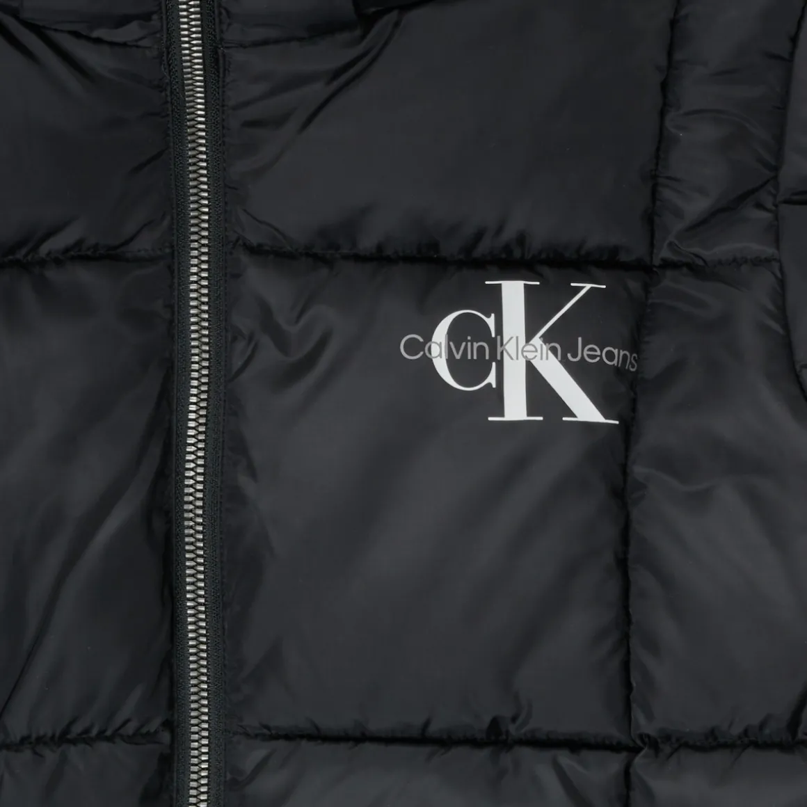 SHORT QUILTED PUFFER JACKET