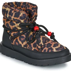 SNOW BOOTS