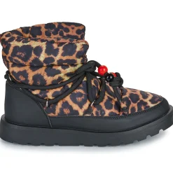 SNOW BOOTS