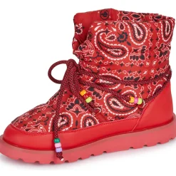 SNOW BOOTS